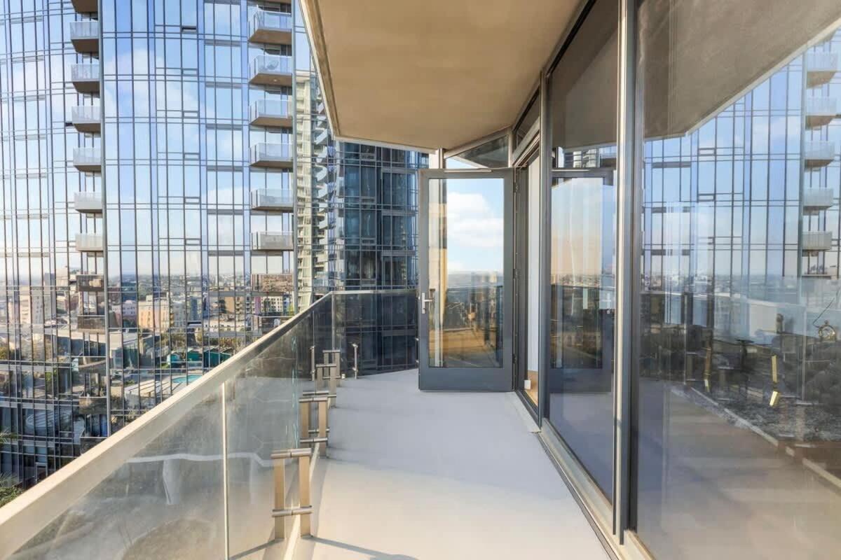 Luxury 2Br Penthouse W Balcony By Crypto Arena Apartment Los Angeles Exterior photo